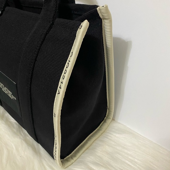 NWT Marc Jacobs The Tote Medium - Picture 5 of 10